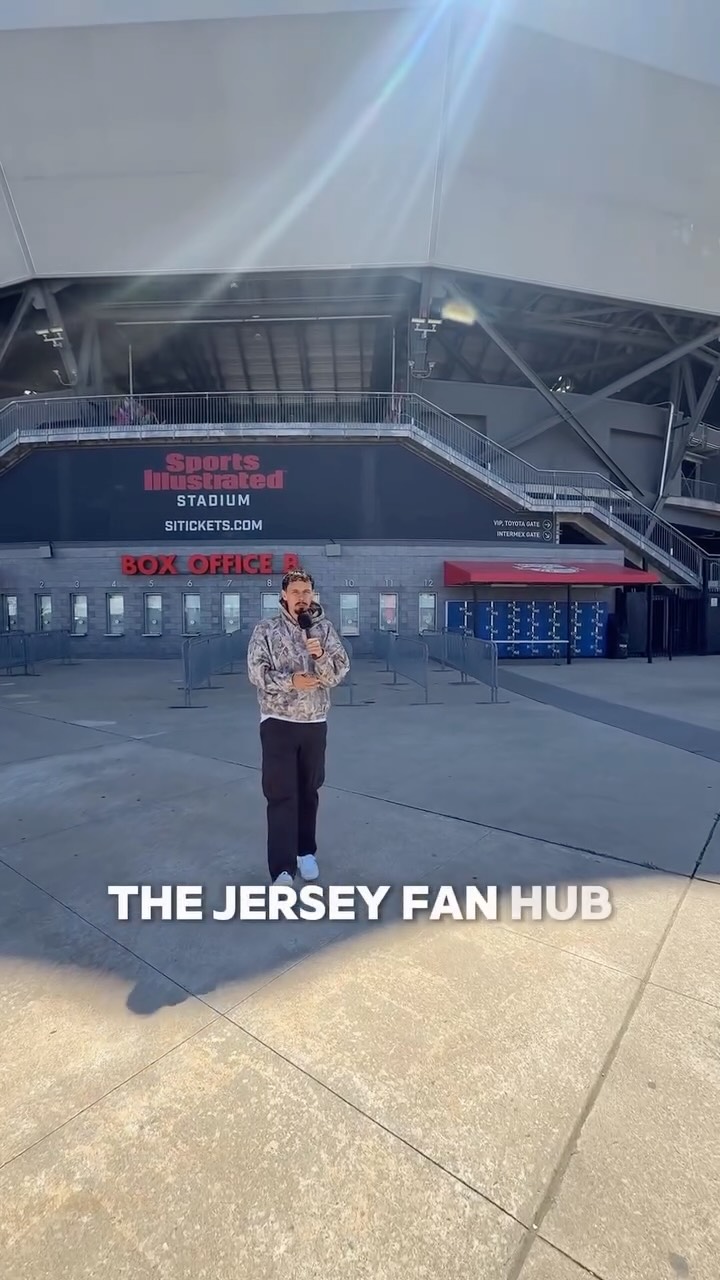 Searching for an official watch experience in NJ for the World Cup? 

Look no further than our Jersey Fan Hub at Sports Illustrated Stadium - live matches on a 60’ screen, plus fan experiences, performances & more. 

Stay tuned for programming + tickets! 

#FIFAWorldCup #WeAreNYNJ #Somos26 #WeAre26