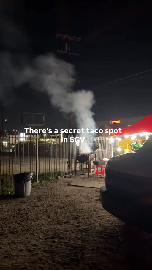 See you in line at secret taco tomas (San Gabriel & Santa Fe aves). On my list of sgv favorites. Comment "sgv list" and I'll send you my updated list. 

#taco #sgv #foodmento #lafood #eater
