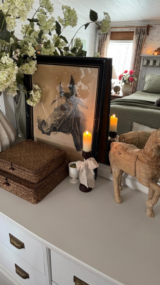 I feel like this audio fits me to a T! I love collecting beautiful objects and styling them throughout my home. I love that my home feels warm and lived in, and for me, that comes from using pre-loved, unique items.

#thriftedhomedecor #englishcottagestyle