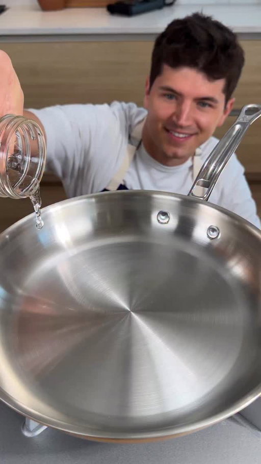 How To Make Any Pan Nonstick

Comment “TIPS” for more cooking hacks
