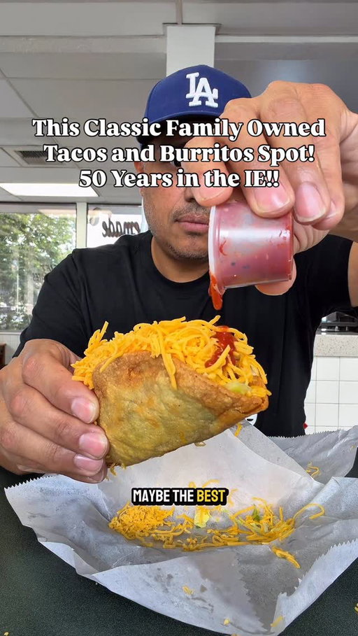 Love these family owned businesses they’ve been doing it for almost 50 years with two locations in the IE @juanitas_3  those crunchy tacos 😮‍💨 heard people talk about how small they were but I thought they were good size plus packed with cheese! 

Shredded beef burrito with the red sauce always the move! Just has that classic Mexican American food taste a lot of us grew up on! 

Have you guys been? 

@juanitas_3 
📍Rancho Cucamonga 9651 Base Line Rd 
📍Ontario 

#iefood #bestoflafood #burritos #crunchytacos #inlandempire
