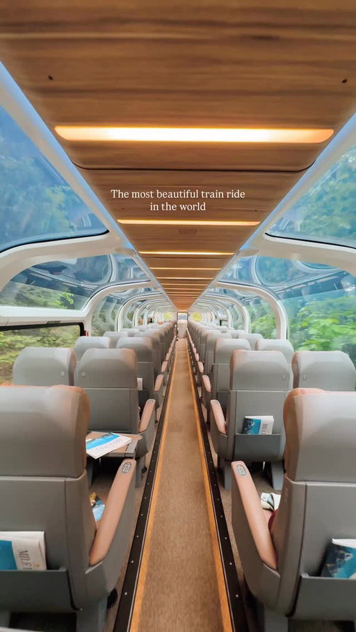 This has to be the most beautiful train ride in the world.

🚂 Rocky Mountaineer