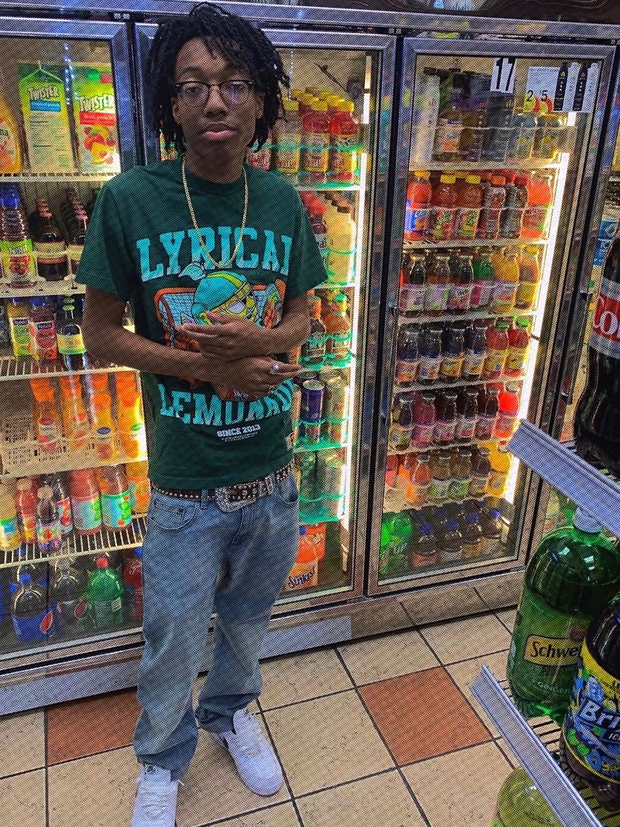 people wearing LL over the years 🍋🫂

1. lil tecca 
2. lil yachty 
3. the kid laroi 
4. juice wrld 
5. famous dex 
6. kevin durant 
7. wiz khalifa 
8. lil skies 
9. keke palmer 
10. justin bieber (bycb hoodie)
11. luka doncic 
12. bella thorne 
13. post malone 
14. babytron 
15. caleb williams 
16. ski mask the slump god 
17. lucki 
18. addison rae 
19. lil durk 
20. jack harlow