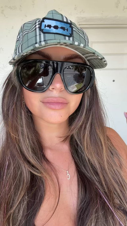 my inner child is screaming 🥹 let the coachella marathon beginning. i’m so lucky to be here with @nyxcosmetics @nyxcosmetics_canada #nyxcosmetics