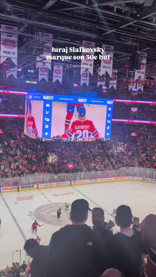Ce n’est pas que Cole Caufield qui célèbre ses exploits avec les partisans ce soir! Juraj Slafkovsky a également marqué son 30e but. 🏒🥅✨

#gohabsgo