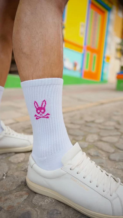 @psychobunny 🐰 Spring Drop 💧 | Guatapé 🇨🇴
•
@yersyngodoy 🎥
•
#PsychoBunny #MensFashion #Guatapé #Colombia #Ad