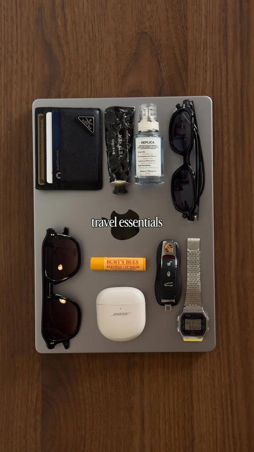 travel essentials and daily mens essentials are one in the same honestly 🙂‍↕️ 
.
#travelessentials #carryonessentials #mensessentials #everydaycarry