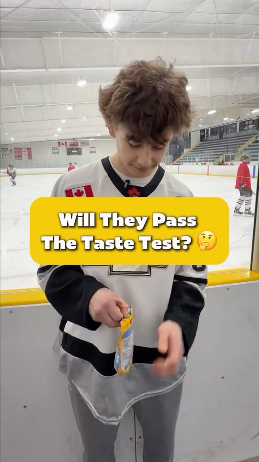 Snacks for elite athletes 🔥

The undefeated 2011 AAA Vaughan Kings loved our new Sport Bites and want to include them in their game day routines 🏒

Each pack of Sport Bites includes…

16G of Protein 💪
10G of Fibre😌
Real Ingredients 👌
Nut-Free 🚫🥜

Grab yours today at @SportChek or online at CWENCHHydration.com