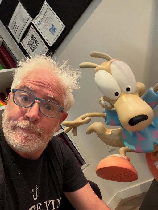 Always good to see my old pal at @nickelodeon! 🩵💜🧡