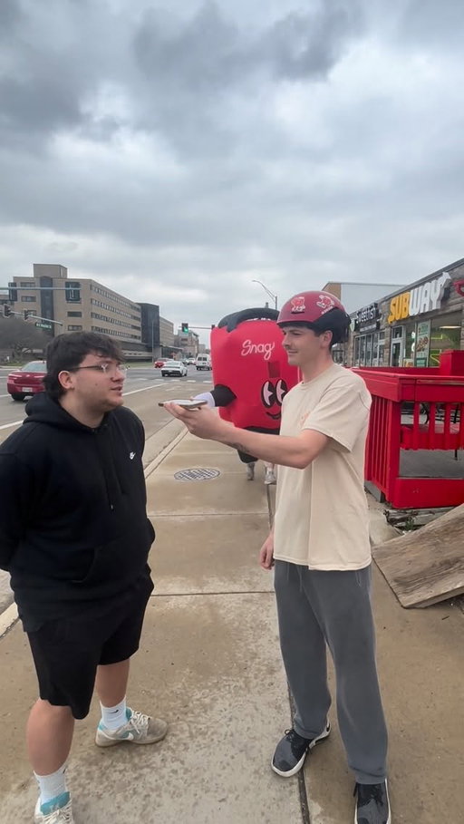 QUIT FILMING ME, AND GET ON SNAG 📲🛴☎️

Dm us to be featured on Snag Sundays 📥

#viral #bgsu #explore #snag #college