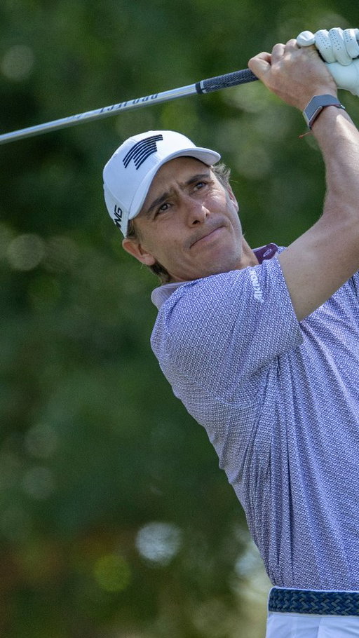 Súper approach para birdie del mexicano Carlos Ortiz en el  hoyo 11.