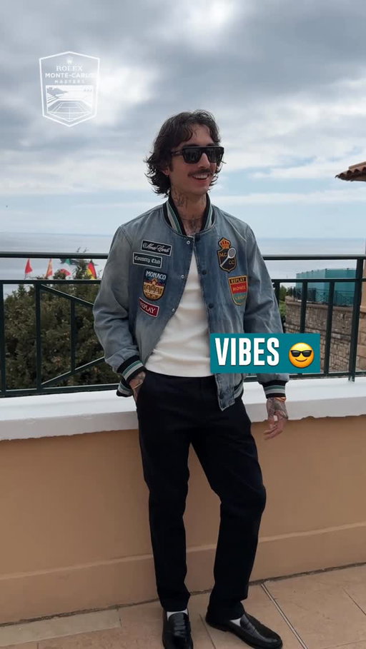 Good vibes only 👌 @replay 

#rolexmontecarlomasters #sport #replay #montecarlo