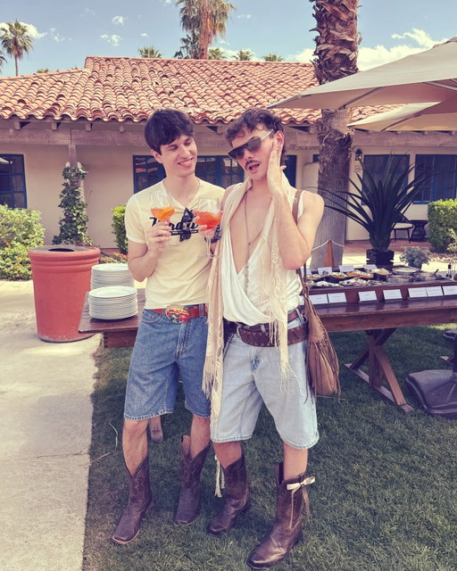 DAY ONE 🎡🏜️🌵