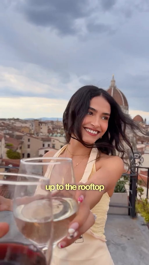 Took a cooking class in Florence and it was the experience of a lifetime 🤭🙌🏼👩‍🍳💛 comment “pasta” and I’ll send you the link! @360florenceexperiences 

#pasta #italy #florence #cookingclass