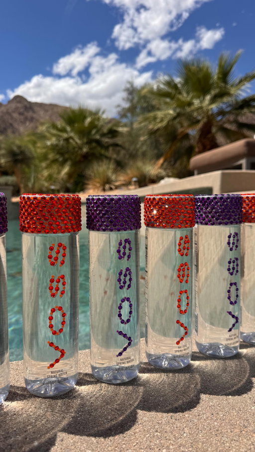 When the moon calls, the desert answers. 🌙🌵🏜️✨

Incoming @nylonmag…

✨ @thetwistedcake @diamonddmichelle