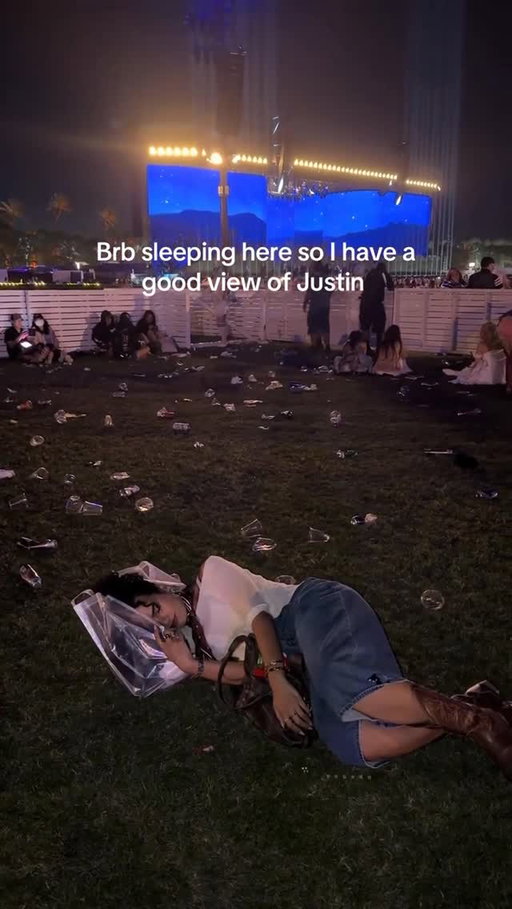Not playing games👏 
.
.
.
#bieberchella #coachella #belieber #justinbieber #jb