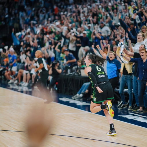 thank you, Minnesota💙 

from a rookie to a vet. we worked, we cried, we laughed, we celebrated. my home for 7 years. thankful for it allllll. 🥂 

the next adventure awaits… right @sylvia_fowles?