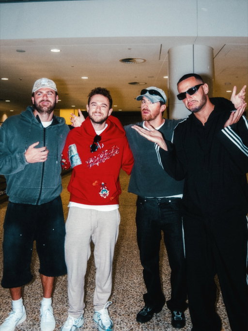 Wow the 2016 avengers really assembled at baggage claim