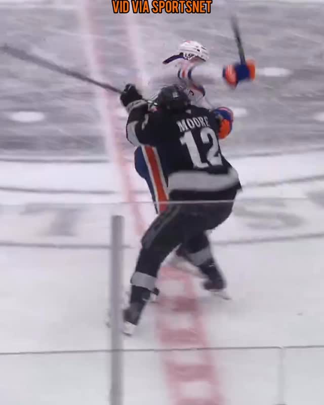 Trevor Moore ➡️ Connor McDavid • #NHL #HFhits
#GoKingsGo 🆚 #LetsGoOilers • 2026 APR 11 
• Vid via @sportsnet