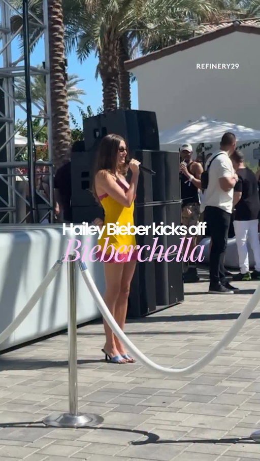 talk about a power couple 😍 @haileybieber & @rhode hosted a pop-up in the desert (complete with “popping” pimples 🎯) ahead of Justin Bieber’s highly anticipated #coachella set tonight 🌴🎡 #bieberchella #rhode