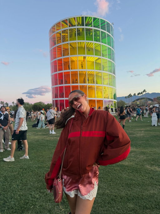 hopped on a plane to Coachellaaaa 💕 #coachella