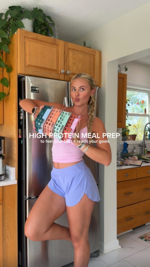 this week’s meal prep 🍋‍🟩 garlic lime chicken with cilantro lime rice + my pb raspberry protein overnight oats!!! 

having easy high protein meals ready made makes hitting your goals feel way less overwhelming and way more doable ✨

high protein meal prep for girls who want to feel their best and reach their goals!!
comment “MEAL PREP” and I’ll send you both recipes 🫶🏼

everything I use is in my amazn !!!

#mealprep #mealprepideas #highproteinmeals #highproteinrecipes #proteinmeals #mealprepsunday #easymeals