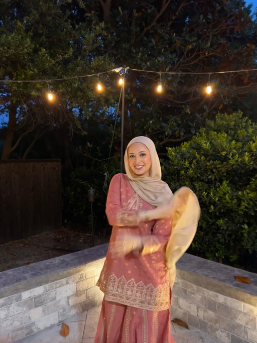 dressed in desi <3 🪷