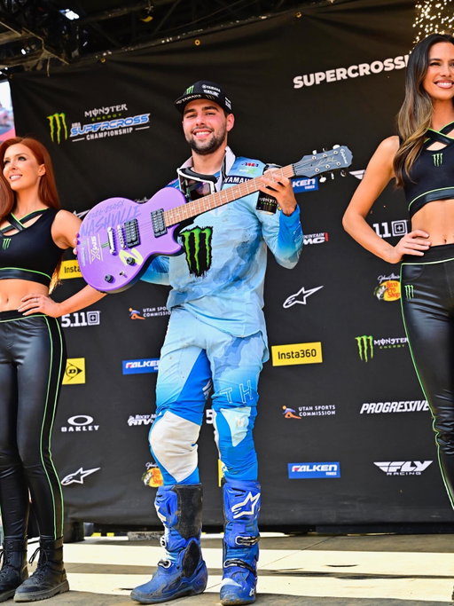 P2 in Nashville. Feels good to be back on the box especially in front of the home town crowd. Had speed all day, just didn’t quite put it together in the main like I know I can. We’ll take the podium and keep building from here. Appreciate my team always ❤️ @starracingyamaha