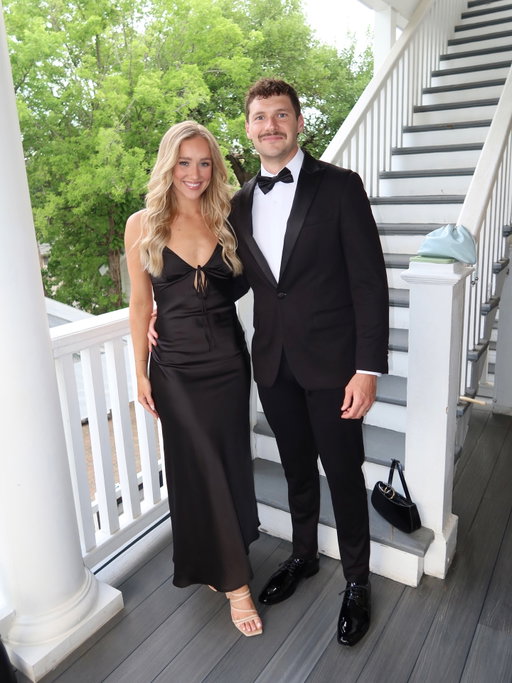 it’s wedding szn!! 🥂✨

congratulations to hannah & cole!! 

#wedding #weddingguest #married #weddingszn
