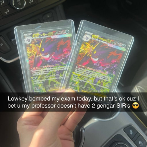We chillin 😎 

#pokemoncards #gengar