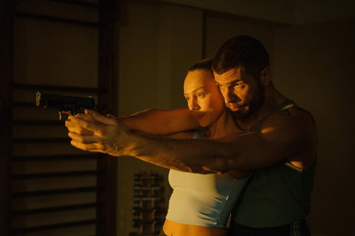 Lo estabais esperando, nosotros también. First look de Enfrentados: Marfil, basada en el fenómeno global de @mercedesronn. Muy pronto en Prime Video.