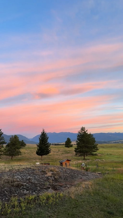 Berg lake trail soon…

#hiking #travel #mountains