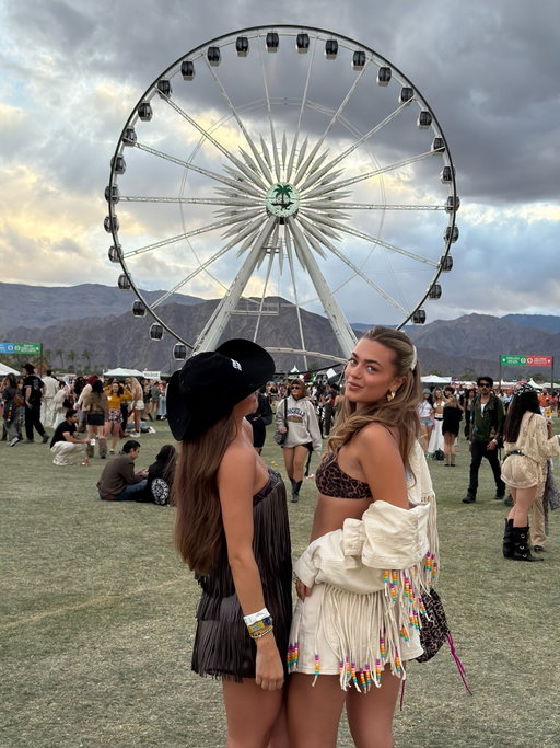 COACHELLA DAY 3 ILY💜🌴✨