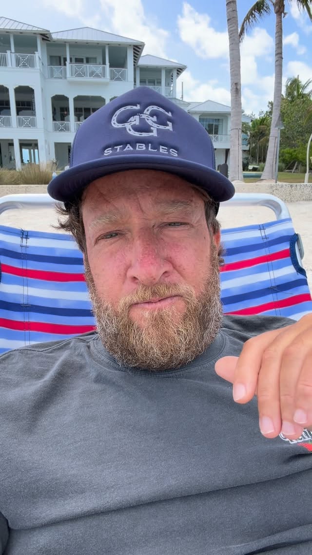 New #teabythesea

Intergalactic beef.  Alex Cooper vs Alix Earle