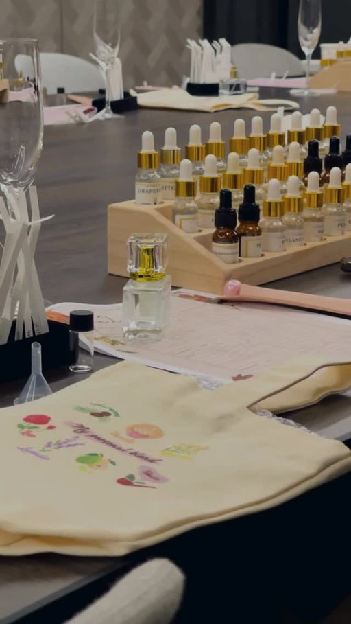 Celebrate Mother’s Day a little differently 💐

#EaudAnndore returns on May 10 with a tea-inspired fragrance workshop – complete with cookies, florals, and your own custom perfume to take home.

Blend from over 50 notes, sip on something sweet, and create a scent uniquely yours.

Come with mom, gift the experience, or surprise yourself this Mother’s Day. 🤍

Ticket link in bio!