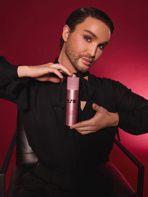 IT’S OFFICIAL! I’m the Global Brand Ambassador for @onesize 🎉

Something I’ve never really shared before, ONE/SIZE was the first brand that truly showed up for me, supported me, and made me feel seen - not just as an artist, but as someone who genuinely loves makeup. That is why stepping into this role feels incredibly full circle.

The respect and admiration I have for what @patrickstarrr has built, and for the people behind this brand, has only grown stronger over the years. The vision, the products, the inclusivity, the way they celebrate their community, and the standards they hold behind the scenes are all things I genuinely align with as an artist.

Alongside their newly appointed Beauty Educator & Pro Artist @shanell.sorrells - I’m incredibly proud to represent artistry, individuality, and a community that has given so much back to me throughout my career. I cannot wait for you to experience what we have coming next.

Spencer 👨🏻‍🎨