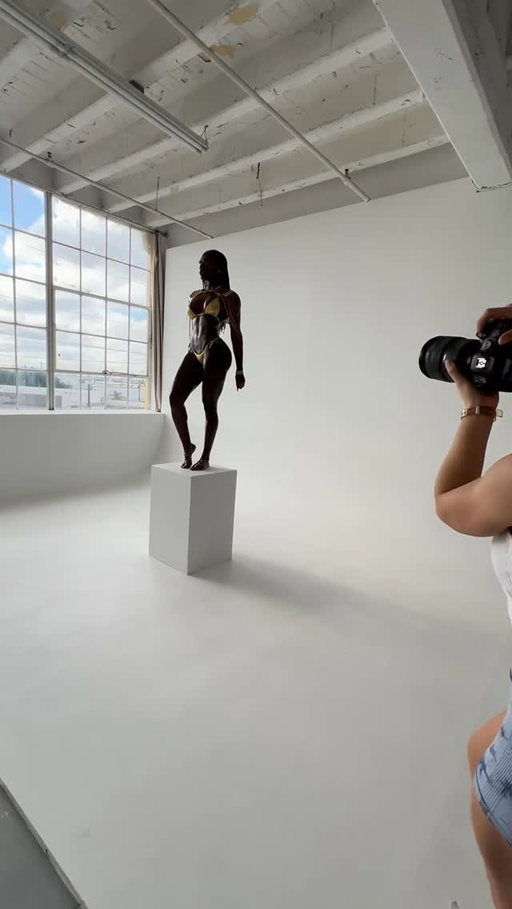 Brittne Babe x Miami Swim Week 💋
@fernello on the runway

first time walking… and I’m not playing fair.

May 29th 🏆 come see it in person.
tickets in bio 🎟️