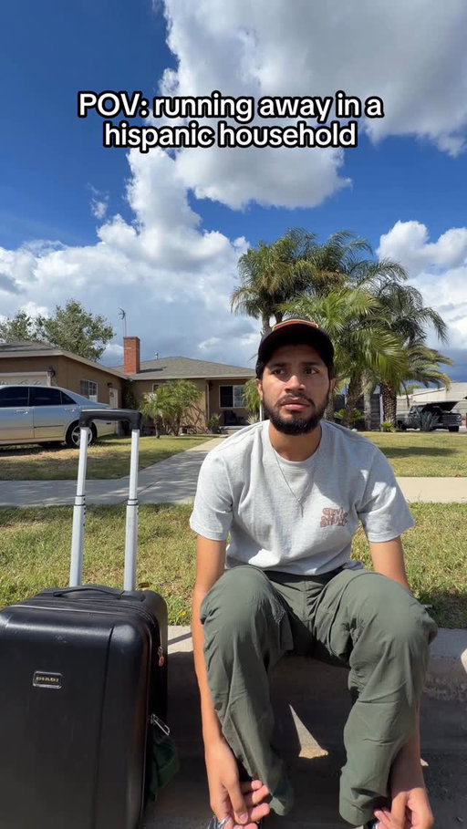 i was really gonna runaway 😭

-
.
 #kickbackcrew #reels #skits #comedyskit #hispanic