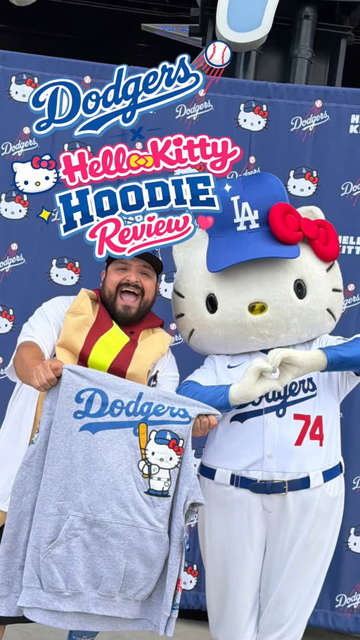 Dodgers x Hello Kitty Hoodie Review! How long did you eat in line?

HUGE thanks to my friend @replos_customs for filming me. 

#dodgers #mlb #ladodgers #dodgerstadium #hellokitty