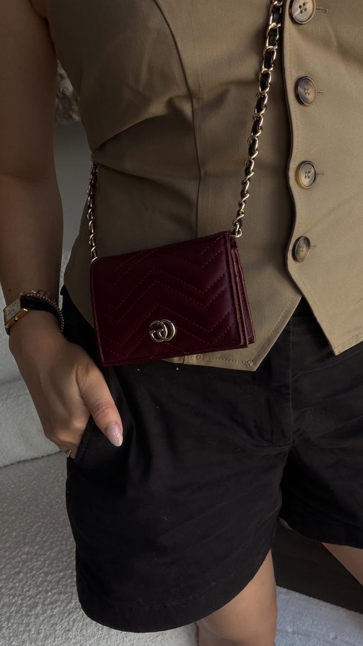 I freaking love this thing!!! Consider me influenced hehe. 

Comment “wallet” for link 🫶🏻