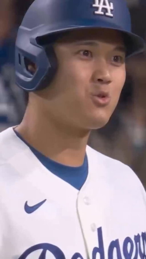 Kimbrel was getting ready to pitch to Shohei when Francisco Alvarez called time in the middle of his motion

#mlb #baseball #sports