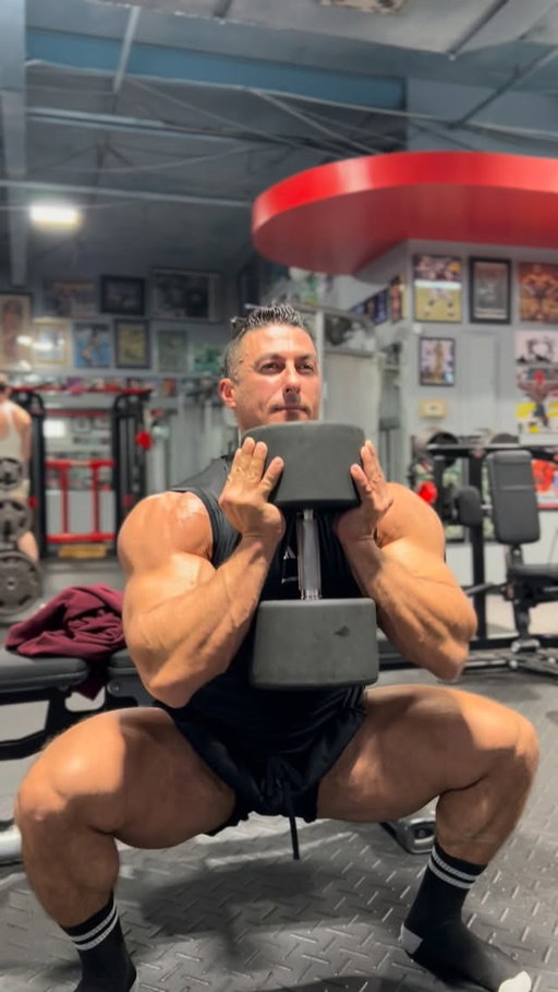 The dumbbell goblet squat has been a staple in my leg day for years, and for good reason. It’s one of the most effective movements for building a strong foundation, quads, glutes, and core all working together in one clean, controlled pattern. Holding the weight in front forces you to stay upright, keeps your core engaged, and naturally grooves proper squat mechanics. Whether you’re a beginner learning how to move correctly or more advanced and using it as a hypertrophy tool, it just works. It’s simple, but it’s brutally effective when done right.

What I really value about the goblet squat is how versatile and joint-friendly it is. It allows for deep range of motion without putting unnecessary stress on the lower back, and it’s easy to manipulate tempo, pauses, and reps to increase intensity. I use it to warm up, to prime my legs, or even as a finisher to really drive blood into the muscles. It’s one of those movements that consistently delivers results without overcomplicating things exactly how training should be.

If you’re ready to train with purpose and get real results, apply for my online coaching and let’s build your program the right way 👉🏼@team.sadik
