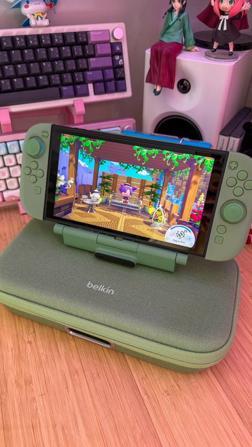 Guys i think i’ve found the best carrying case!! It charges your switch AND had a pull out stand? I’ve been using this case non stop since it came in🙂‍↕️

Thank you @belkin for sending this over! 🫶🏼 
🔗 in bio! 

#belkin #nintendoswitch #belkinpartner