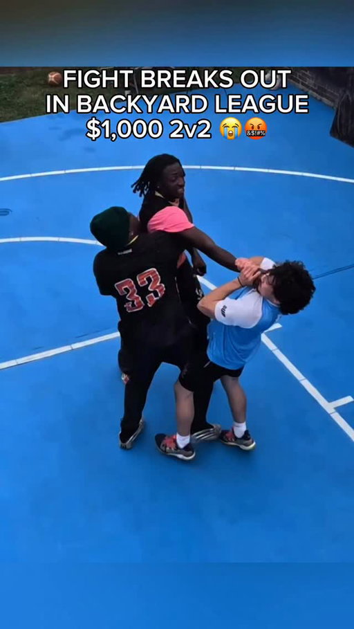 Backyard BRAWLS Fr 🤬😭
•
•
•
#basketball #jdub #backyard #bros