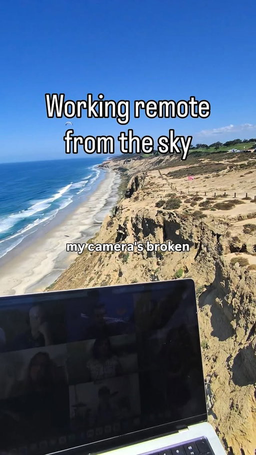 This is my office now 👨🏼‍💻
📍Torrey Pines Gliderport

Huge shoutout to @flytorrey /
@bosscatusofly for making it happen and @jcperren for keeping me safe up there 🙏 absolute legend instructor 

Business up top, @chubbies down low 😎

#sandiego #remotework #workfromanywhere #9to5 #wfh