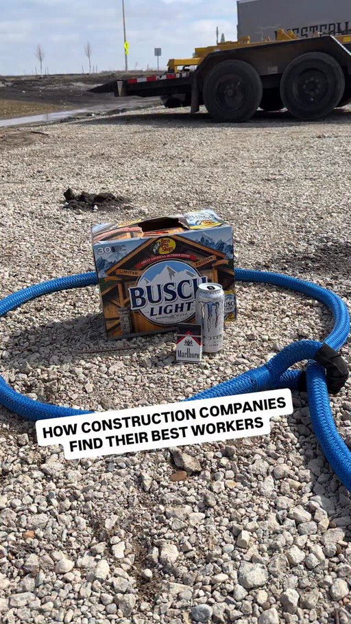 Be honest.. you fallin’ for that trap? 
.
.
.
#bluecollar #midwest #construction