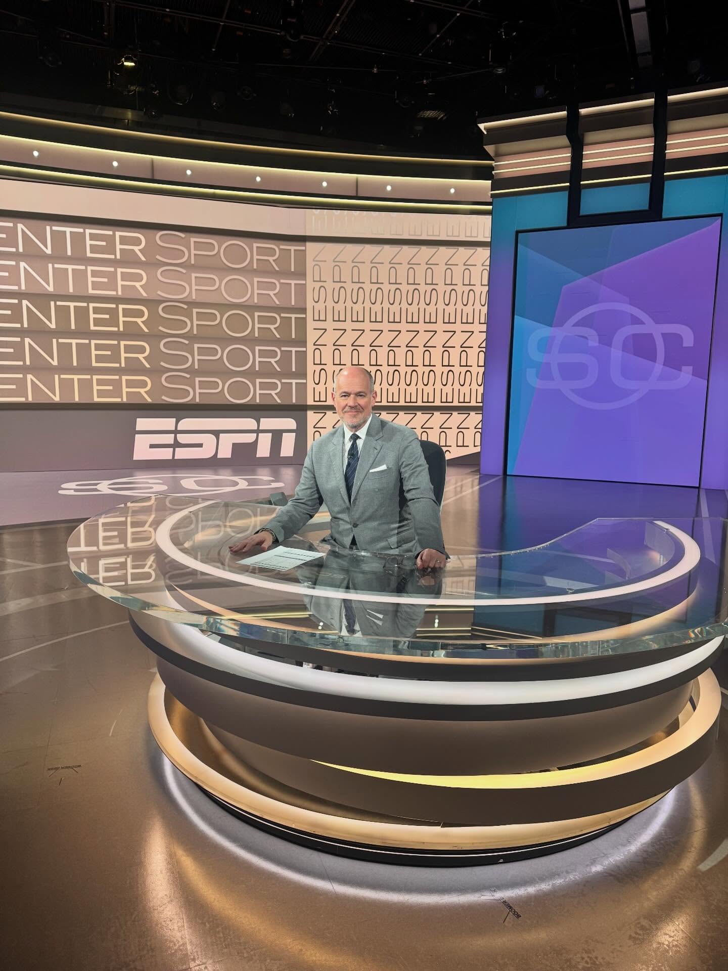 From Memphis to Bristol to New York City. From taking part in the most special edition of #RunRichRun yet on the campus of @stjude to hosting @sportscenter in Bristol for the first time in 23 years to taking @richeisenshow back to the Disney studios in NYC, the last 90 hours have been a most unforgettable blur. Please do donate to St. Jude by hitting the link in my bio.