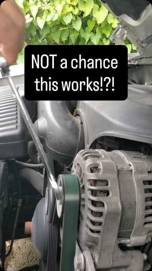 Easy way to check if your alternator is working… doesn’t beat a voltmeter though! ⚡️