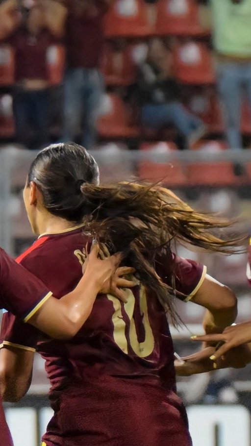 El descuento de Venezuela llegó gracias a un golazo de Bárbara Olivieri. 🇻🇪
CONMEBOL #LNF