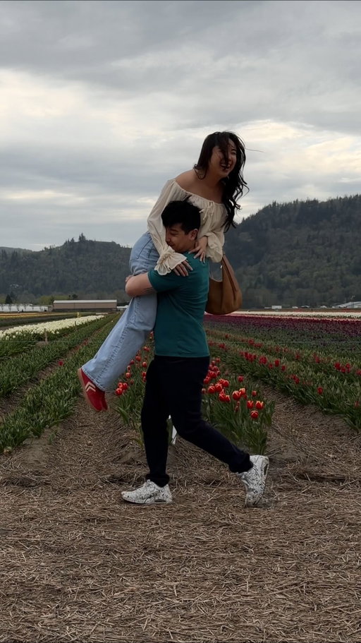 (Behind) every great woman is someone she loves trying to grab her 🍑 

#relatable #couplegoals #funny #couple